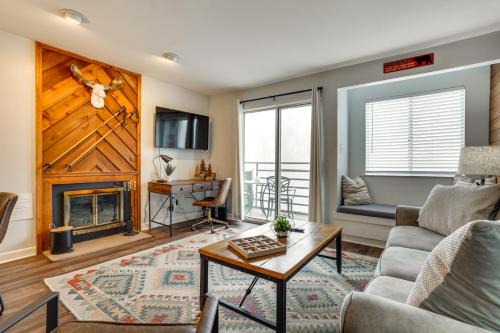 4 Mi to Dtwn Gatlinburg Condo with Pool Access