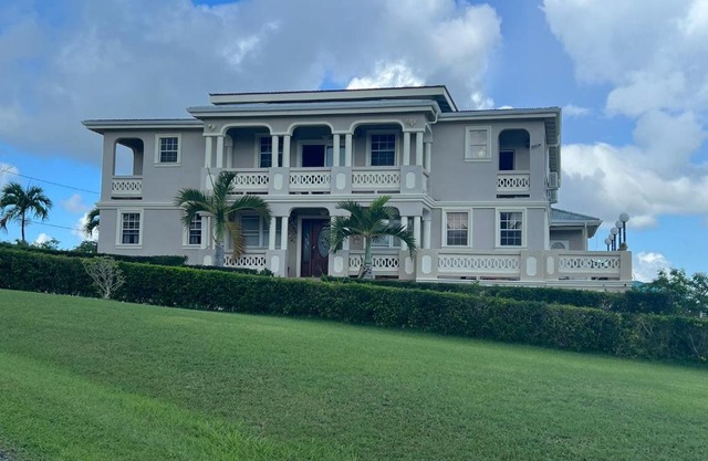 Apartment in Fredriksted With Pool -Tiffany's Place at The Green Castle