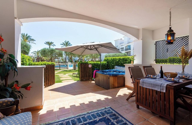 Apartment "Luxury Pool and Spa - Casa Coco" with Pool, Whirlpool & Terraces