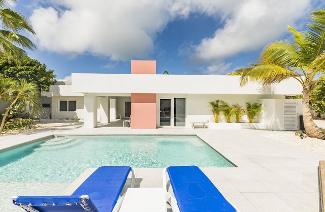 Boca Catalina Modern Villa