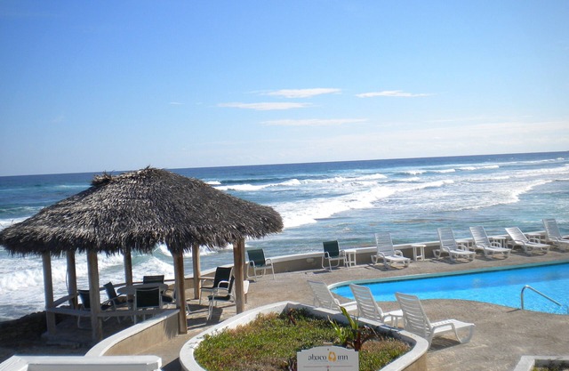 Captains View Nestled on the Beach