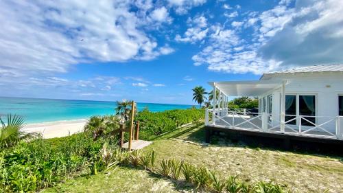 Eleuthera Retreat - Private Villa & Cottages on pink sand beachfront