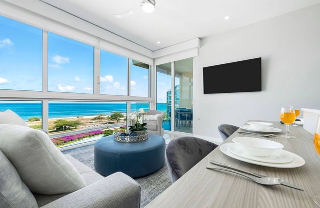 Enjoy peace of mind at Mi casa Su casa - Ocean view Condo