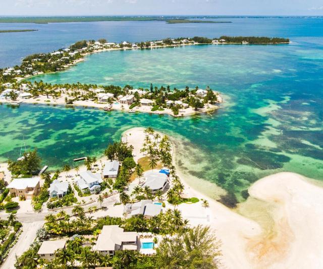 Hotels in Grand Cayman