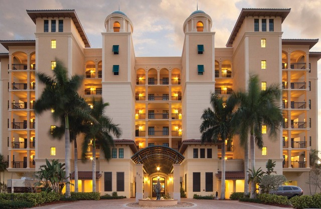 Holiday Inn Club Vacations Sunset Cove Resort by IHG