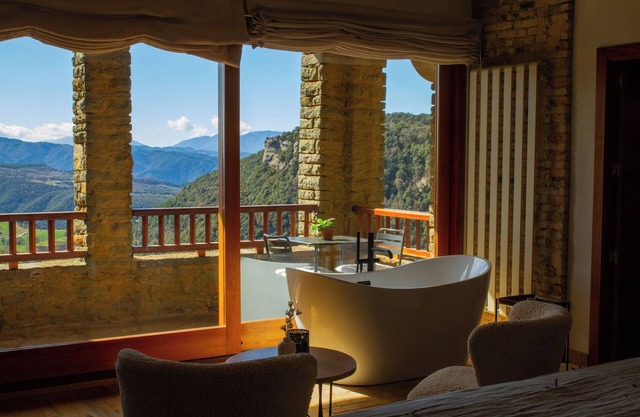 Hotel Santa Llucia Rupit