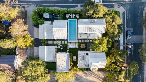 Luxe 11BDR w Putting Green Game Room Pool Bouldin Collective by AvantStay