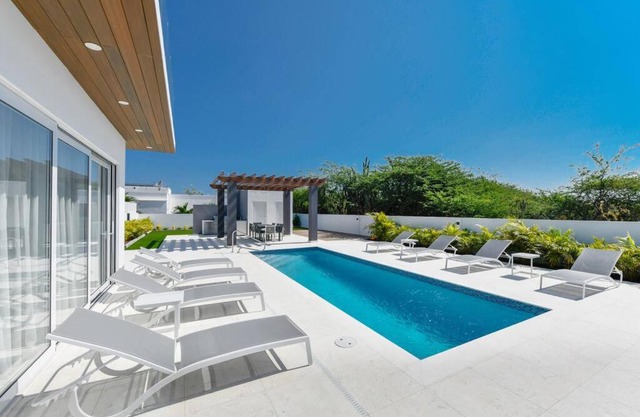 New 5BR 3BA Villa Biba Dushi 3-min EAGLE BEACH