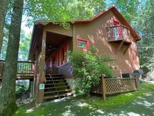 Ole Red Retreat - 10 minutes to Gatlinburg & Great Smoky Mountains