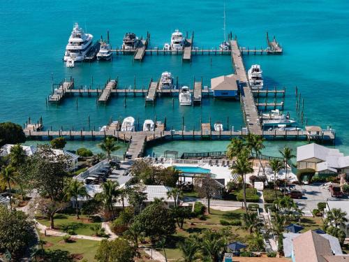 Romora Bay Resort & Marina