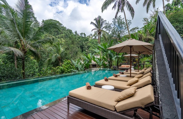 The Hidden palace by Hanging Gardens