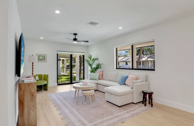 Villa Solé by Downtown & Beach