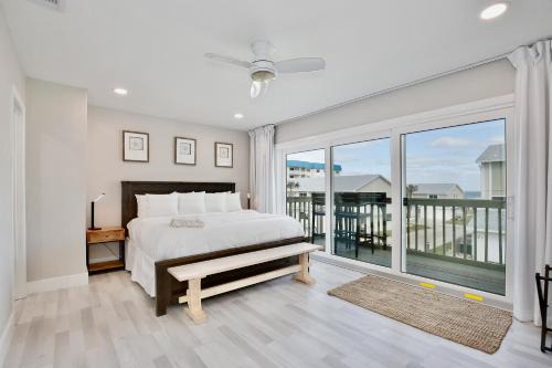ZEN BEACH RETREAT - OCEAN VIEW TOWNHOUSE -No Drive Beach